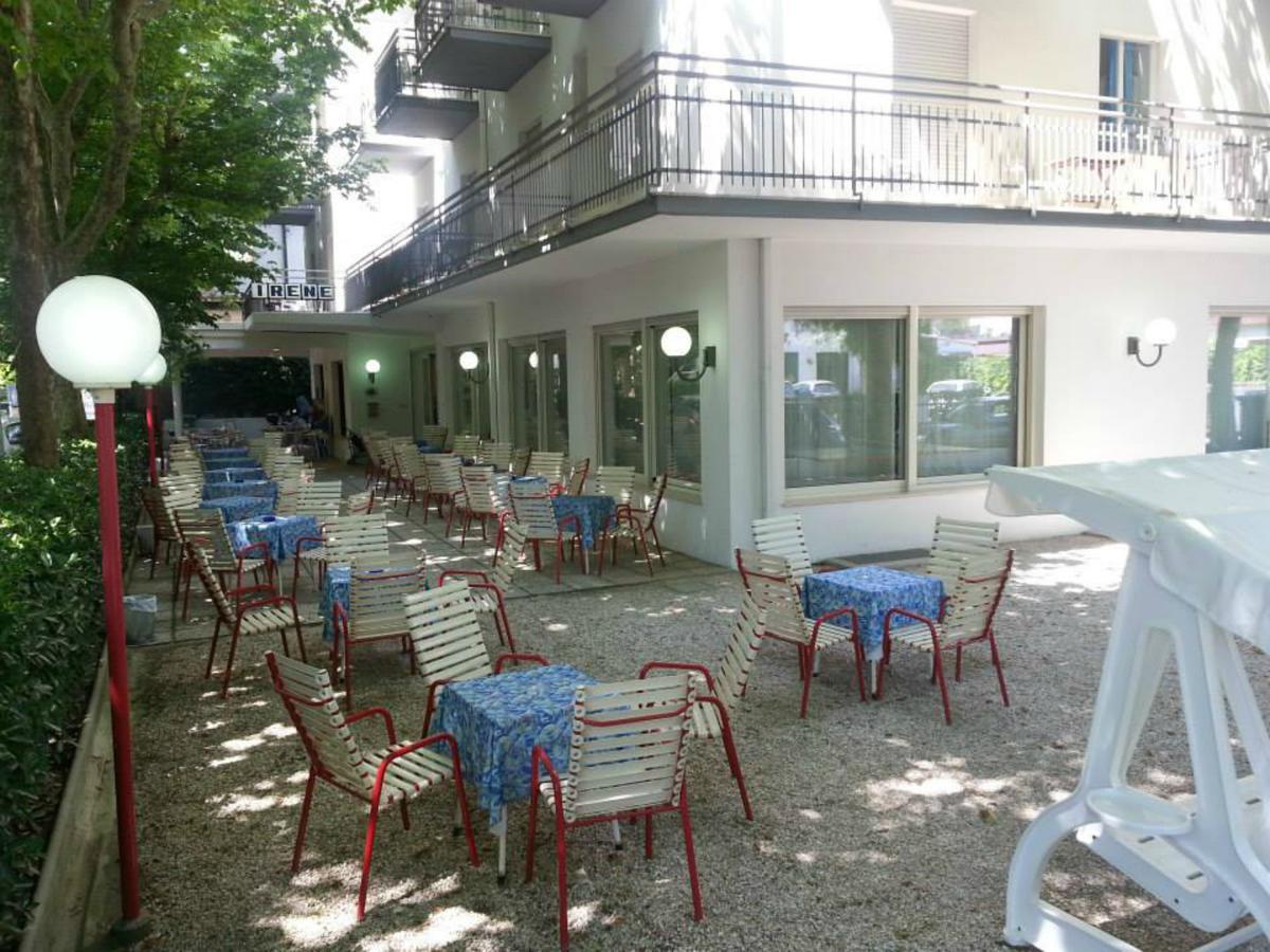 Hotel Irene Риччоне Екстер'єр фото